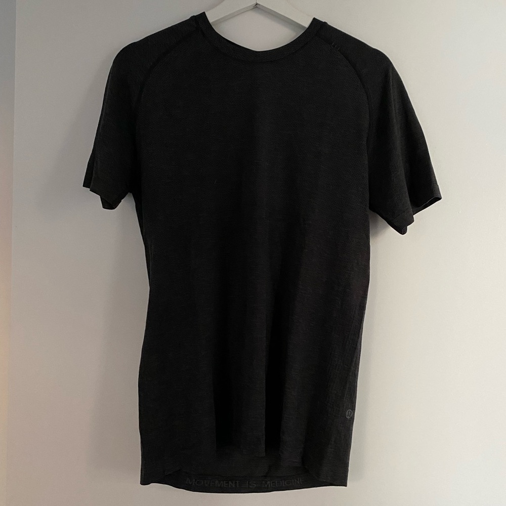 Lululemon Metal Vent Tech Short-Sleeve Shirt (black, S)
